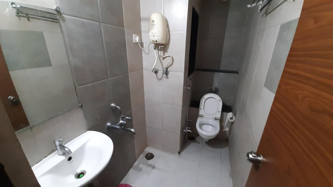 City Palace Hotel होटल सिटी पैलेस Nashik Extérieur photo