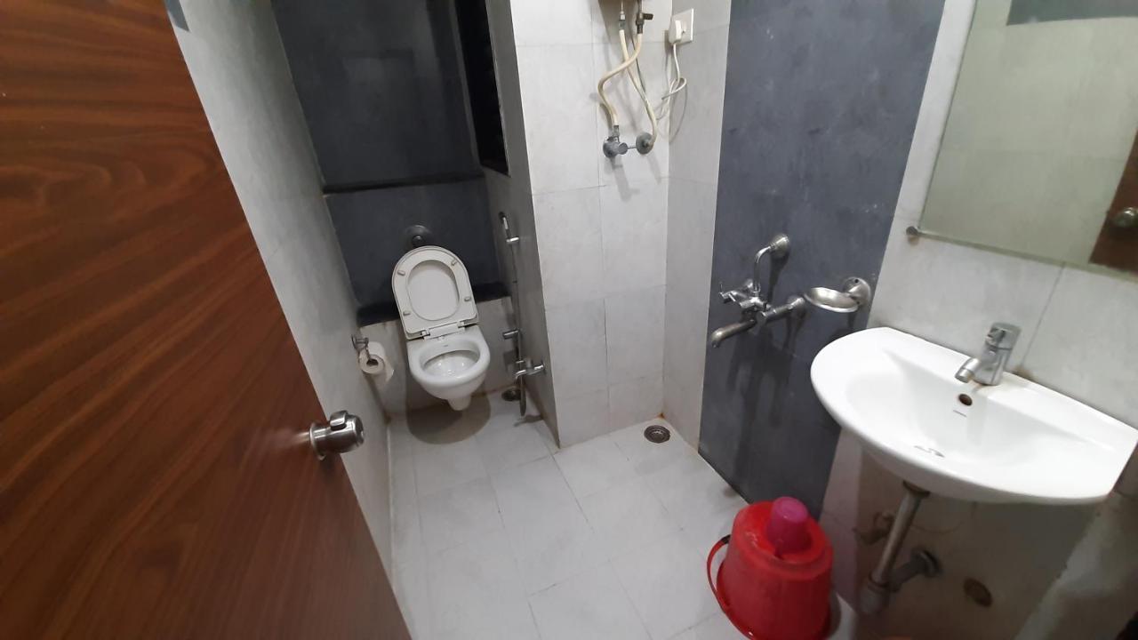 City Palace Hotel होटल सिटी पैलेस Nashik Extérieur photo