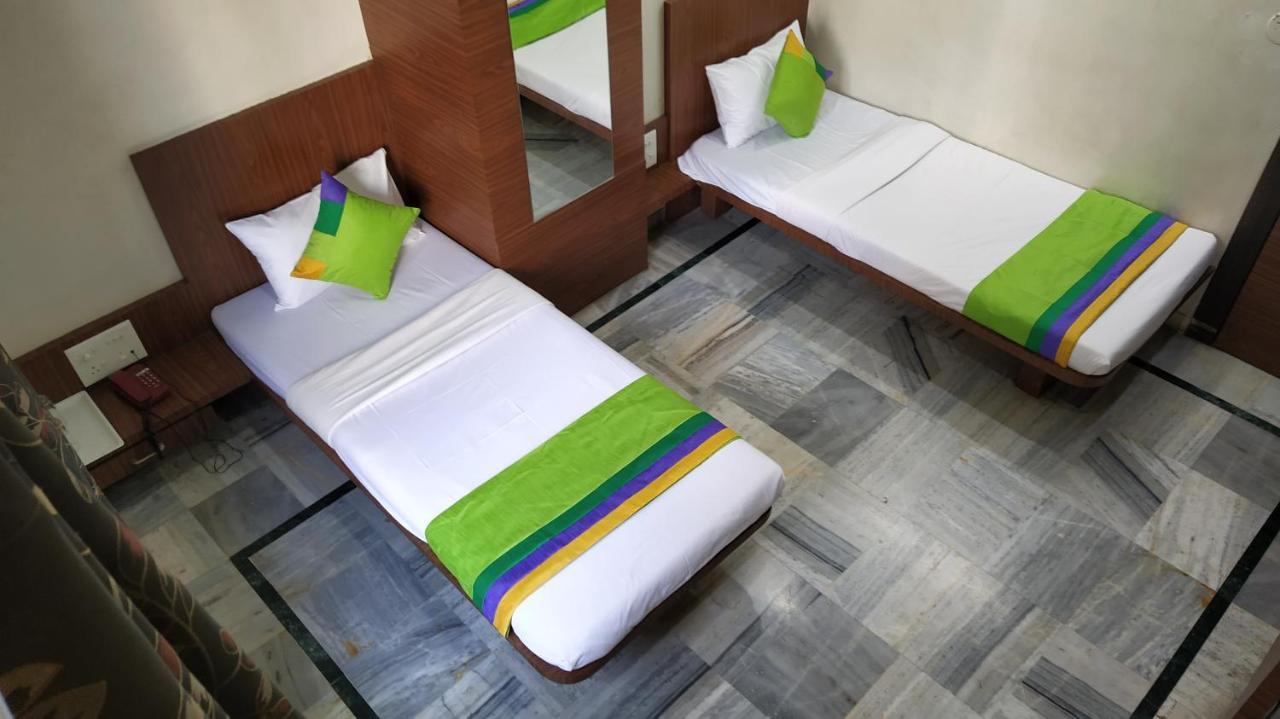 City Palace Hotel होटल सिटी पैलेस Nashik Extérieur photo
