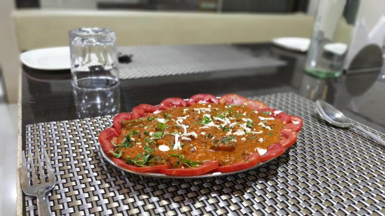 City Palace Hotel होटल सिटी पैलेस Nashik Extérieur photo
