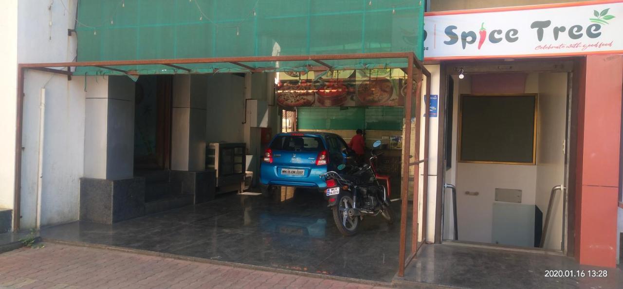 City Palace Hotel होटल सिटी पैलेस Nashik Extérieur photo