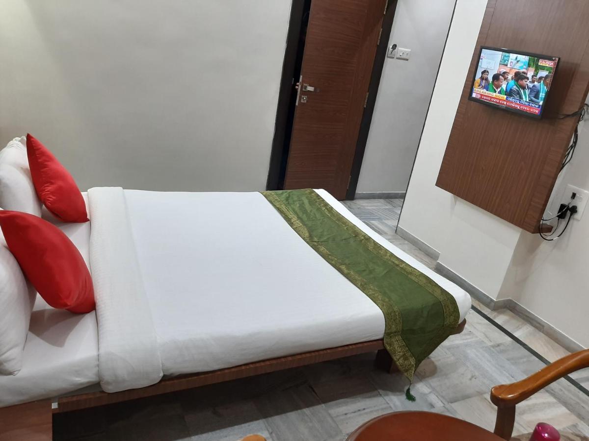 City Palace Hotel होटल सिटी पैलेस Nashik Extérieur photo